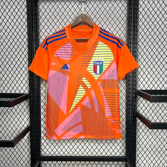 Italy 24 25