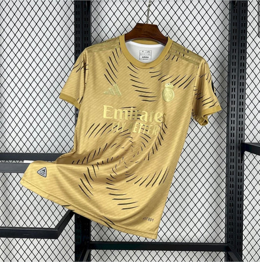 Réal Madrid 2025 2026 Concept Or