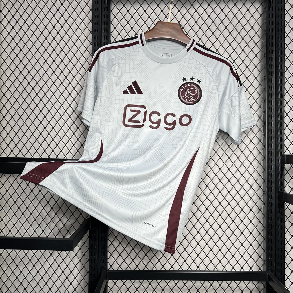 Ajax 24 25